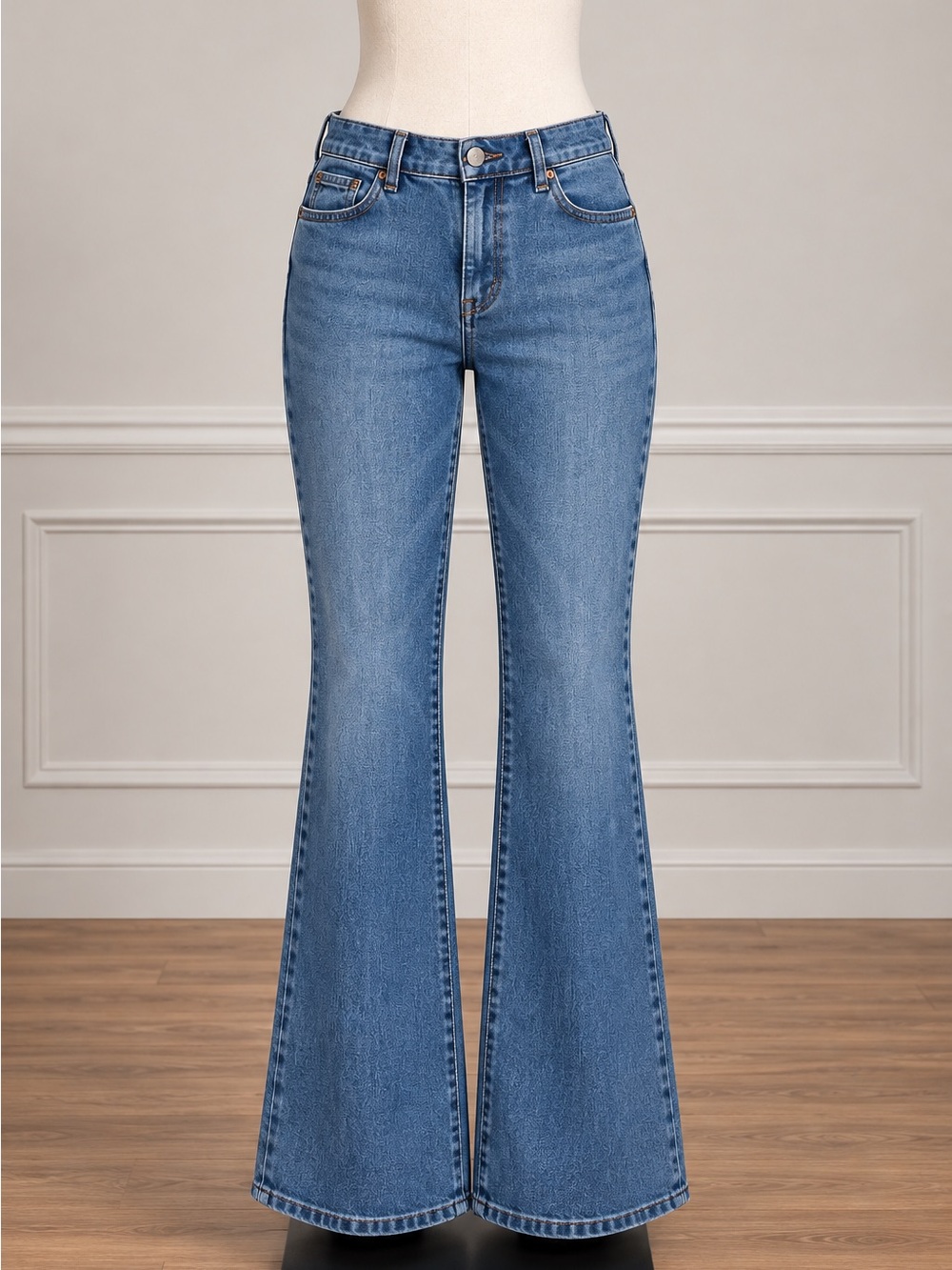 Levi's Mid-Blue 515 Boot Cut Jeans for Women size 10